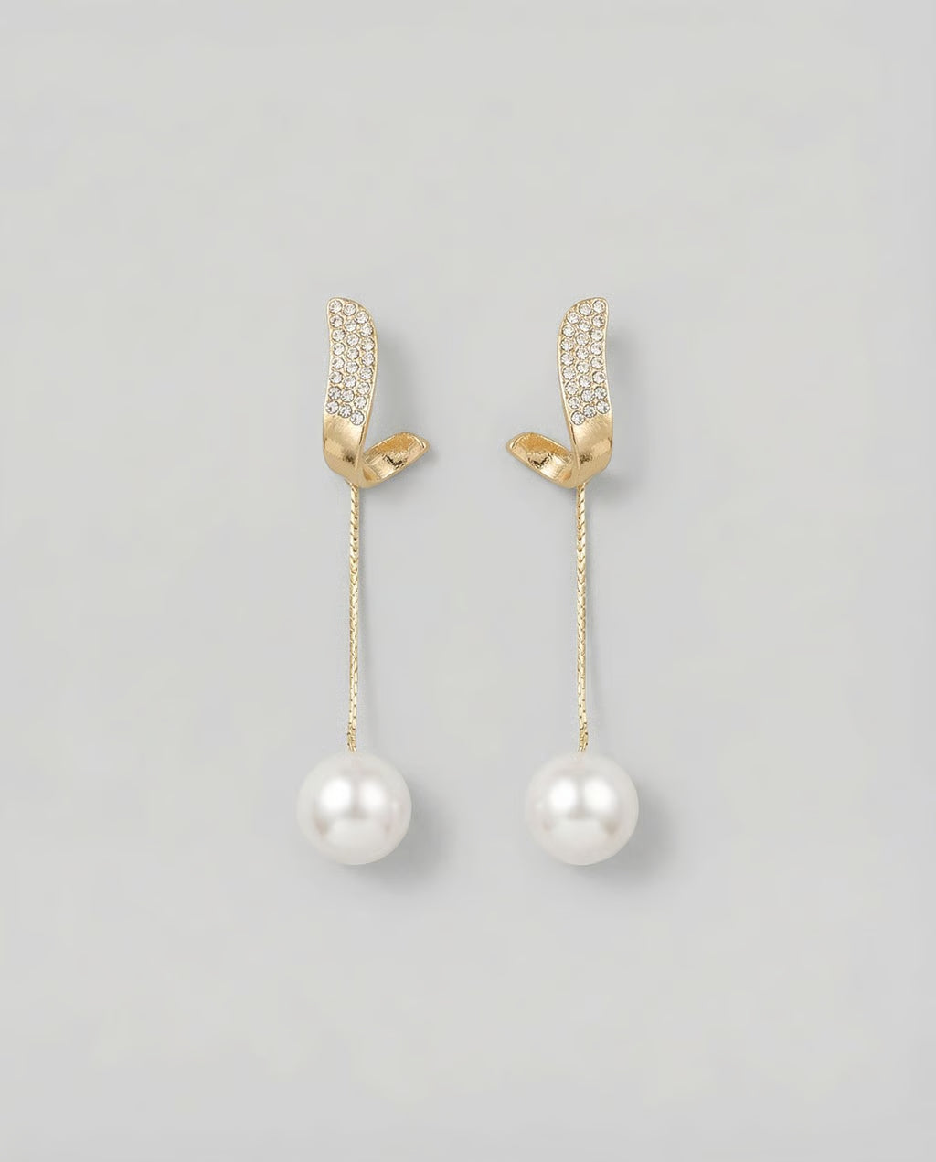 Gold Pearl Earring